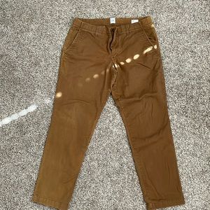 Mens Brown Chinos - Soft Chino - slim 33x30 GAP Mens